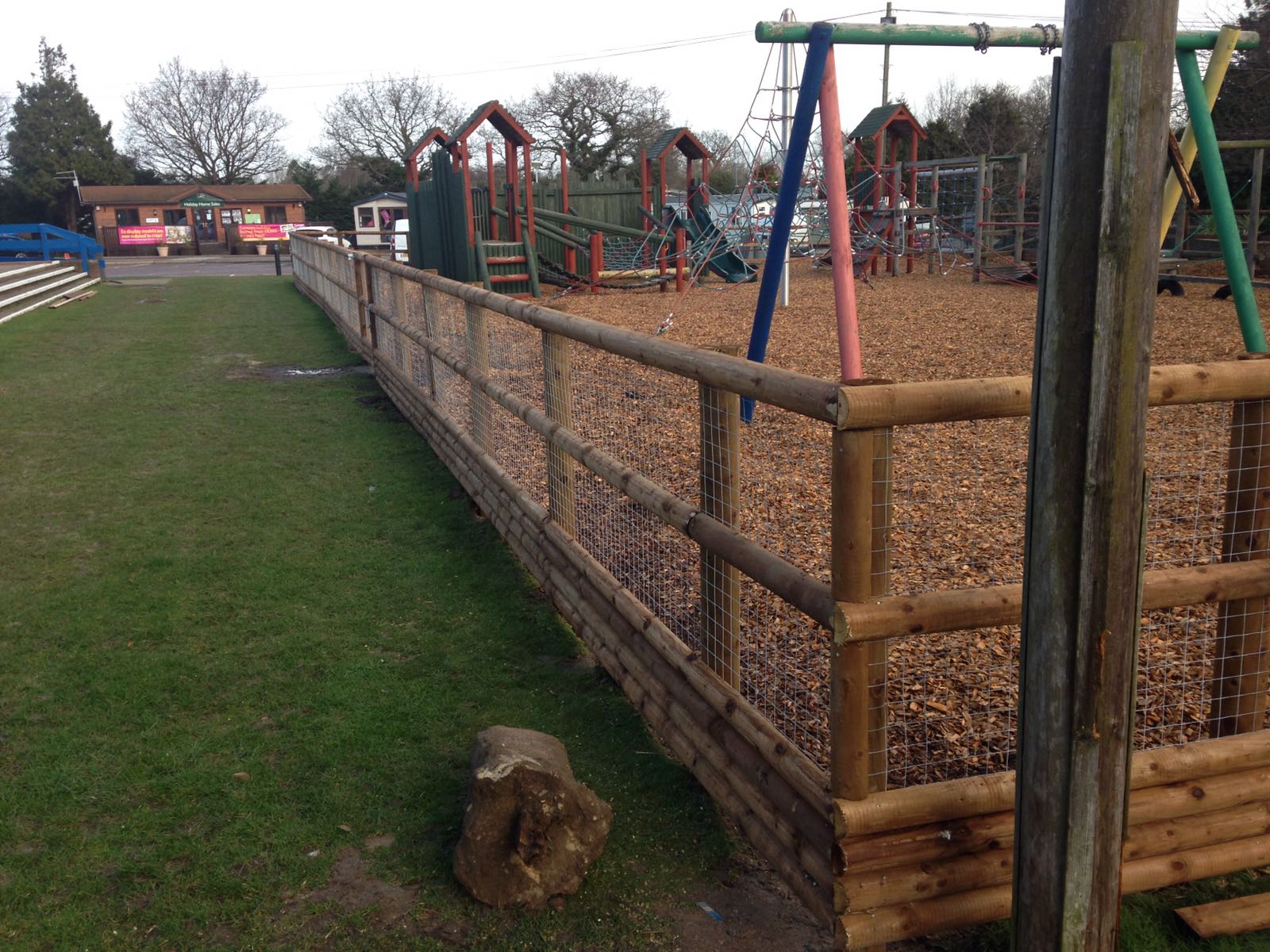 Commercial and Domestic fencing