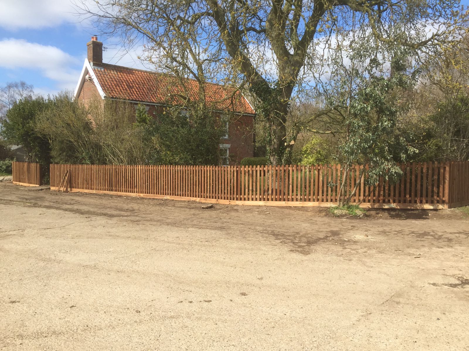 Commercial and Domestic fencing